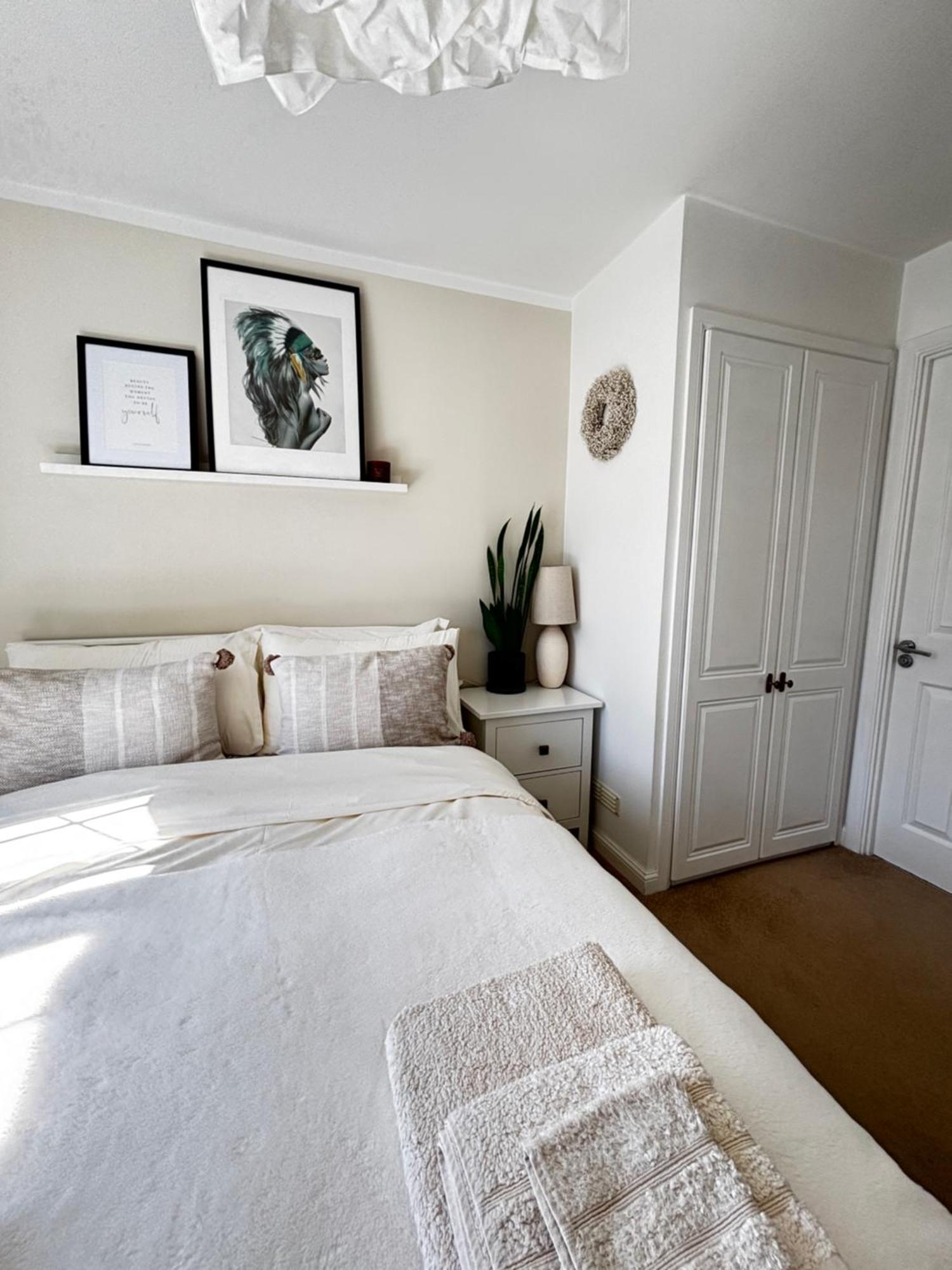 Delux Room With Private Parking, Sleeps 2, Perfect For Cotswold Getaway, Easy A419 Access Blunsdon Exterior foto